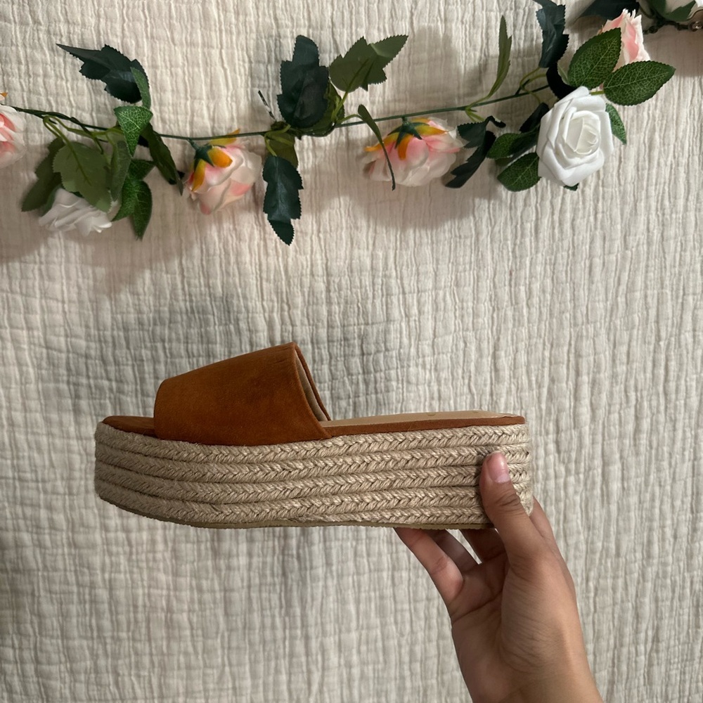 Lulus new in box Brown Platform Espadrille Sandals - Picture 3 of 5